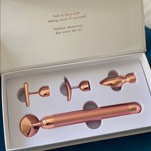 Brand New MONAT 4 in 1 Beauty Bar Facial Massager